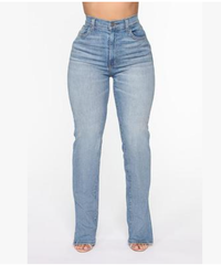 Gerade geschnittene Jeans mit hohem Bund und Schlitz