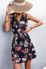 Robe sans manches à ceinture et détails zippés imprimés