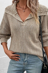 Melierter Pullover mit horizontalen Rippen