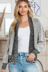 Grauer Cardigan mit offenem Vorderteil und Gingham-Muster und Kontrastbesatz