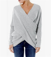 Alle passenden einfarbigen, einfachen, warmen V-Ausschnitt, überkreuzter, überkreuzter Pullover mit langen Ärmeln, Strickpullover