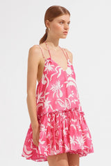 Robe plissée sans manches à volants