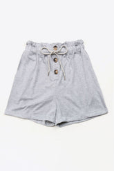 Short boutonné à cordon de serrage et à revers