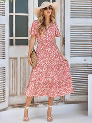 Robe à volants imprimée à manches flottantes