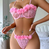 Ensemble de lingerie en dentelle ajourée, découpe florale, tentation, dos en T