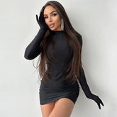 Robe fourreau à col rond et manches longues avec gants