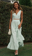 V-Ausschnitt, ärmellos, Schulterpartie, Schnürung, Schlitz am Saum, langer Rock