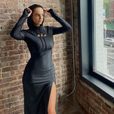 Robe longue à capuche et fente taille haute