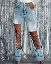Frühe große zerrissene Jeans mit Kettenverzierungen und geradem Bein
