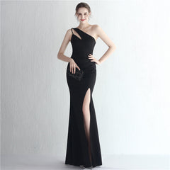Satin Slim Fit One Shoulder Langes Debütantinnen-Galadinner Abnehmendes Fischschwanz-Hochzeitsautomodell-Ausstellungskleid
