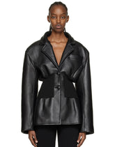Nischenmodell Kunstlederjacke