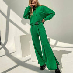 Ensemble deux pièces pull à capuche et pantalon