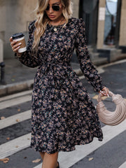 Blumenkleid mit V-Ausschnitt