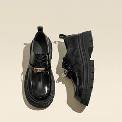 Escarpins à talons épais en dentelle style britannique pour femmes