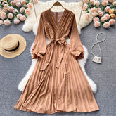 Wear Long Sleeves V-neck Bow Lace-up Cinched Waist over-the-Knee Maxi Dress French Retro Big Swing Dress Pleated
