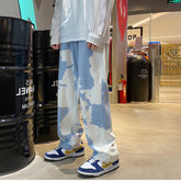 Jeans mit Batikmuster und Waschung