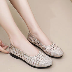 Women's Old Beijing Cloth Summer Slip-on Hollow Mother's Comfortable