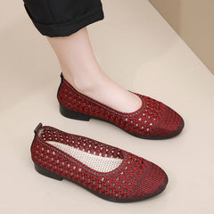Women's Old Beijing Cloth Summer Slip-on Hollow Mother's Comfortable