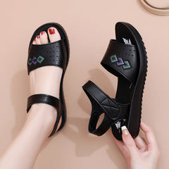 Chaussures d'été souples et confortables pour femmes âgées