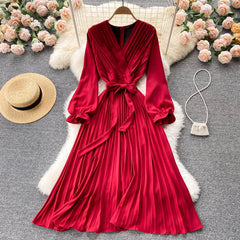 Robe longue à manches longues, col en V, nœud, lacets, taille cintrée, au-dessus du genou, style rétro français, grande robe trapèze plissée