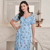 Modisches, elegantes französisches Kleid mit hoher Taille