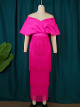 Robe moulante à décolleté plongeant en V profond et à pompons pour fête d'anniversaire