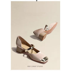 Pumps im Damenstil mit quadratischer Zehenpartie und klobigen High Heels