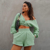 Herbstliches, kurzes, schulterfreies, langärmeliges Pullover-Shorts-Zweiteiler-Set mit V-Ausschnitt
