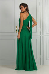 Slim Fit Kleid mit schrägen Schultern