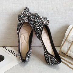 Escarpins à bout pointu et à semelle plate pour femmes, avec strass