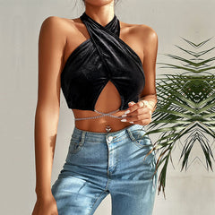 Einfarbige, schwarze Neckholder-Weste aus gestricktem Samt mit Ketten