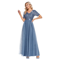 Robe de soirée élégante en tulle pailleté à col en V et manches courtes