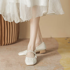 Escarpins à talons épais et carrés pour femmes