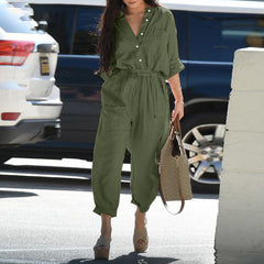 Lässiger Cargo-Overall mit Polokragen und bedrucktem Gürtel