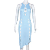 Robe en maille floquée avec strass et découpes ajourées