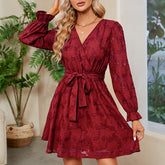 Spitzenkleid für Cocktailpartys, V-Ausschnitt, Hochzeitsgäste, langärmliges Kleid mit Taillengürtel