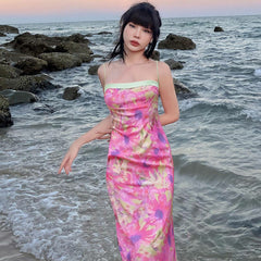 Sanftes, elegantes Unterkleid mit schmaler Brustpartie und Print