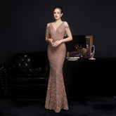 Robe de mariée queue de poisson coupe slim pour dîner d'appréciation