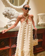 Robe à volants et motif floral tridimensionnel à col licou