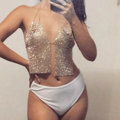 Haut à bretelles dos nu avec décolleté plongeant en V et strass scintillants, bretelles ultra courtes