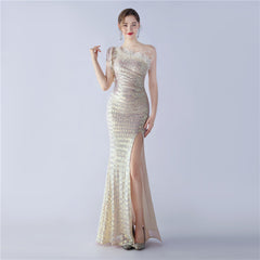 Robe de soirée asymétrique à paillettes haut de gamme, motif floral et plumes d'autruche