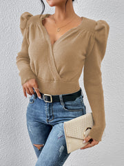 Pull en tricot à col et manches bouffantes
