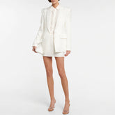 Schmaler Blazer mit einem Knopf und Strass