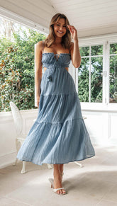 Robe longue trapèze sans manches à col en V et coutures de couleur unie