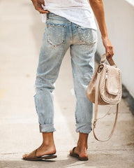 Zerrissene, coole Cropped-Jeans mit Farbpunkt-Persönlichkeit