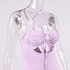 Robe fourreau à bretelles croisées, dos nu, découpes ajourées et double couche