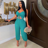 Tief ausgeschnittener, lässiger, plissierter Sling-Jumpsuit in Übergröße