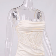 Robe plissée à fente haute avec corset en satin à col pile