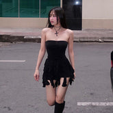 Anmutiges Tube-Top mit Volant und Schößchen an der Hüfte, Wickelkleid, Nischenkleid