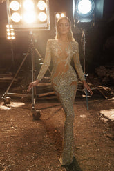 Goldbestreutes Cocktailkleid mit Fischschwanz und Hüftwickel